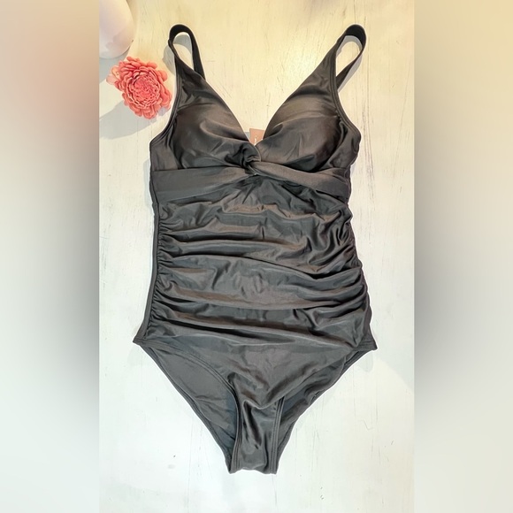 Smismivo Swimsuit One Piece, Tummy Control, Color Black, Size Small, NWT - Picture 6 of 10